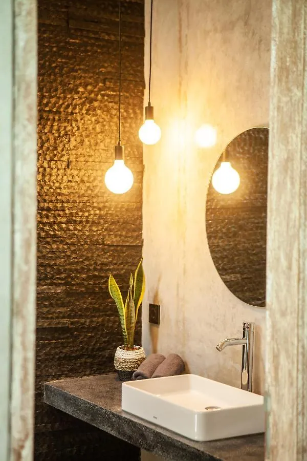 Simple And Magical . Villa Almaya Seminyak